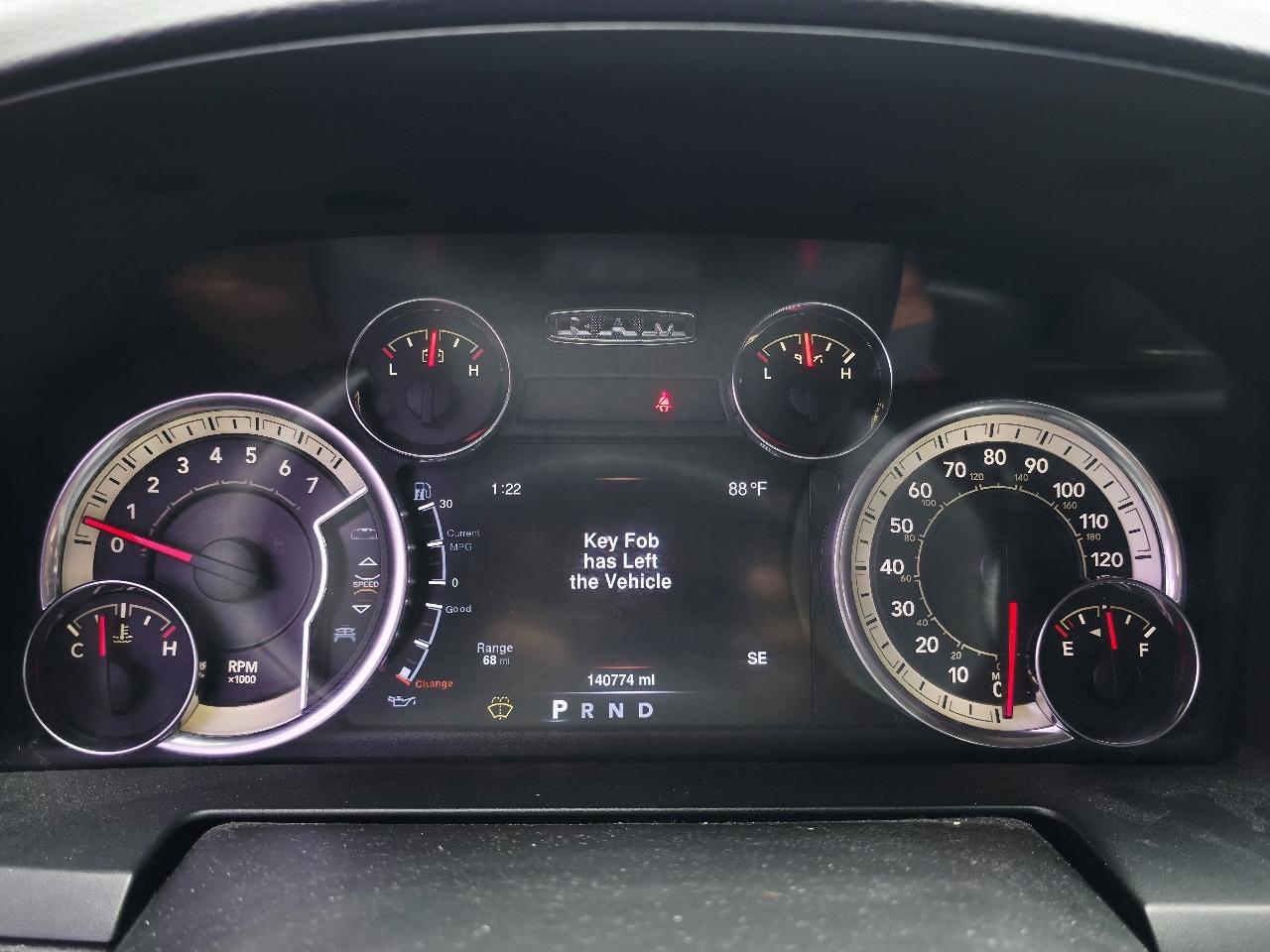RAM 1500 Sport Crew Cab SWB 4WD 2016