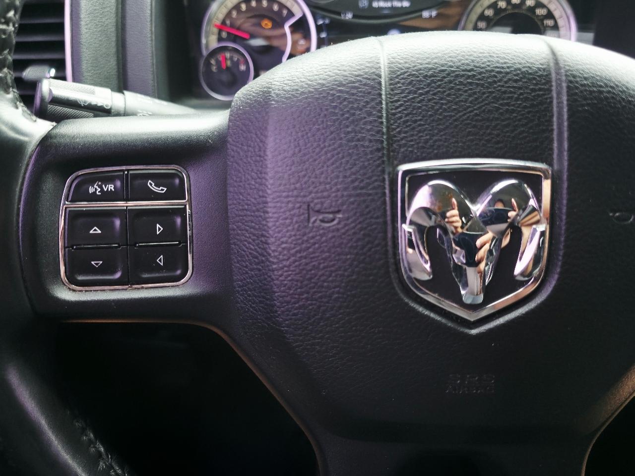RAM 1500 Sport Crew Cab SWB 4WD 2016