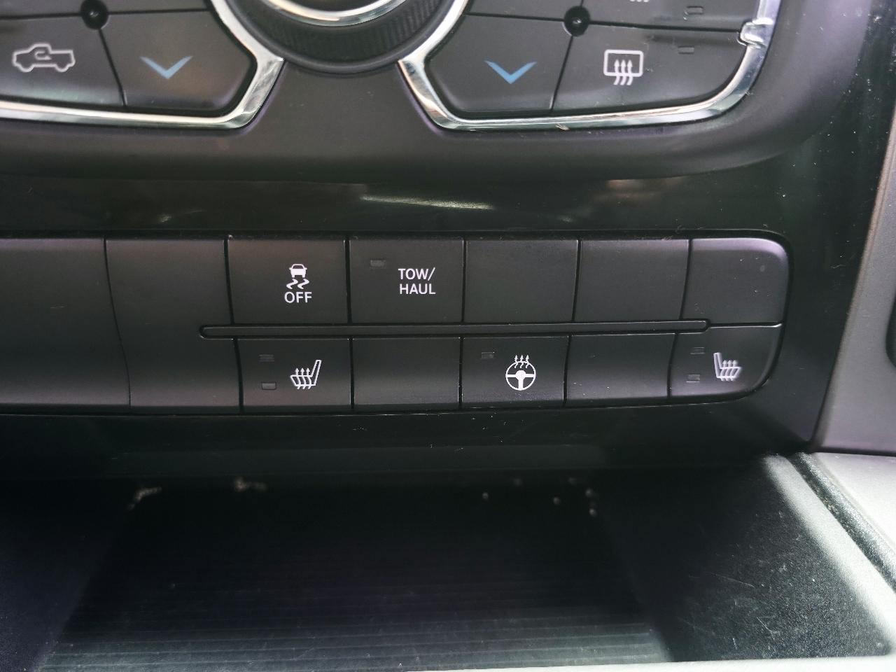 RAM 1500 Sport Crew Cab SWB 4WD 2016