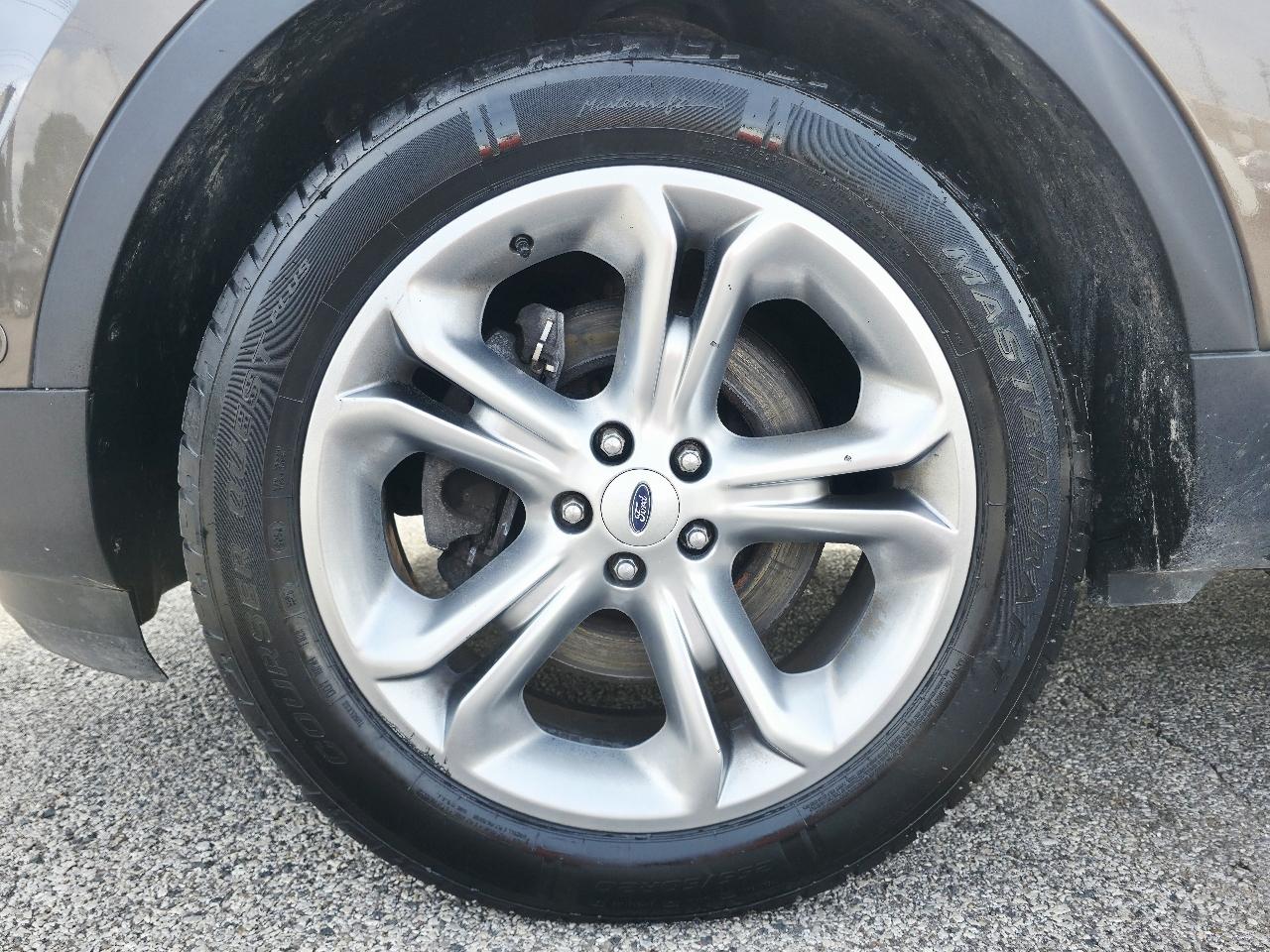 Ford Explorer Limited 4WD 2015