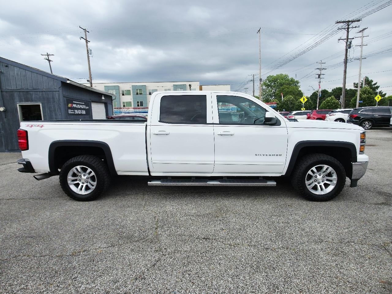 Chevrolet Silverado 1500 LT Crew Cab 4WD 2015