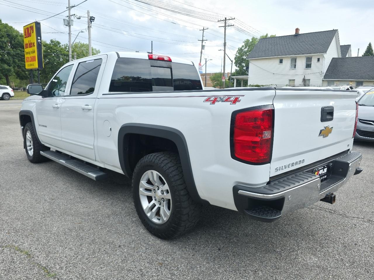 Chevrolet Silverado 1500 LT Crew Cab 4WD 2015