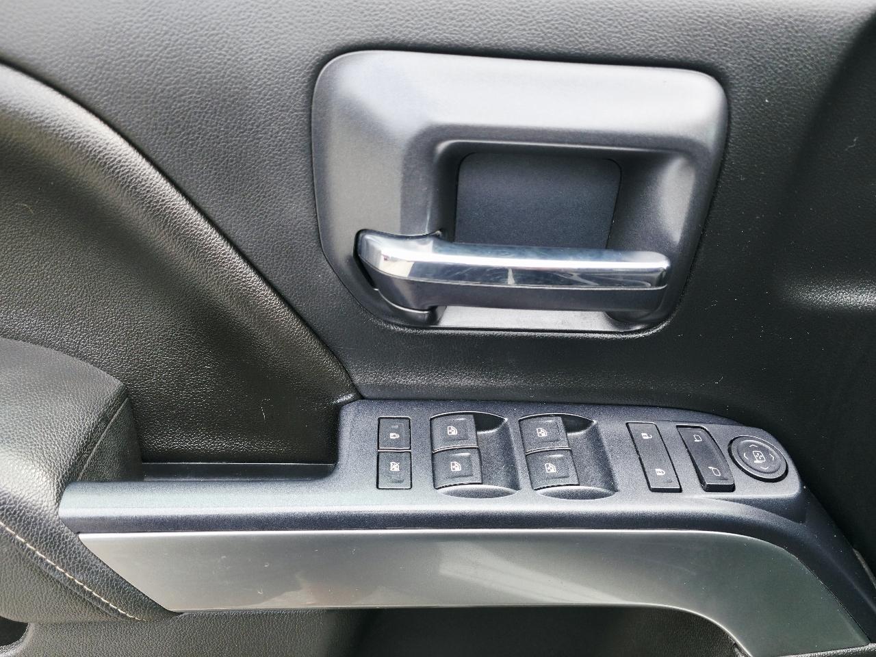 Chevrolet Silverado 1500 LT Crew Cab 4WD 2015