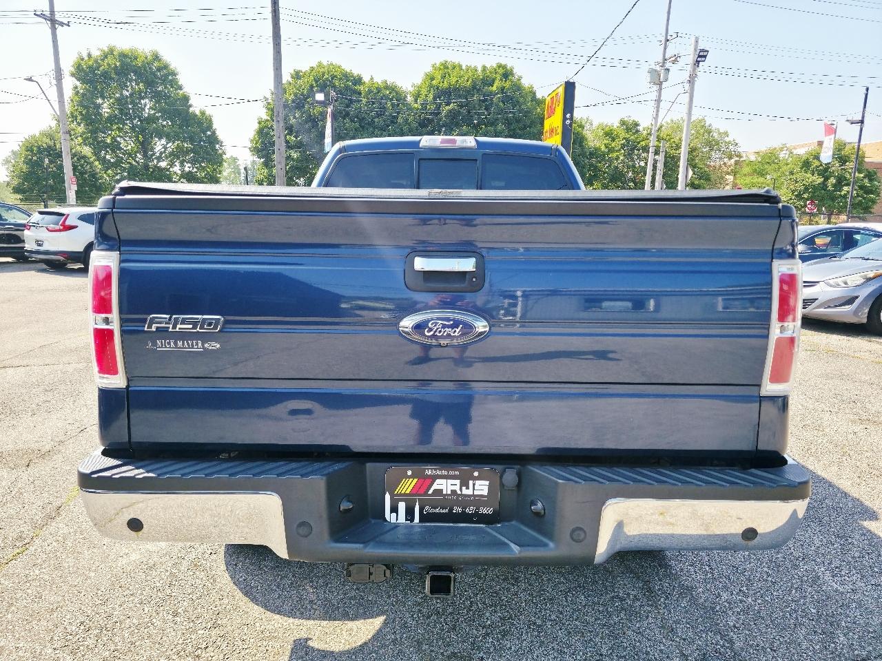 Ford F-150 XL SuperCab 8-ft. Bed 4WD 2014