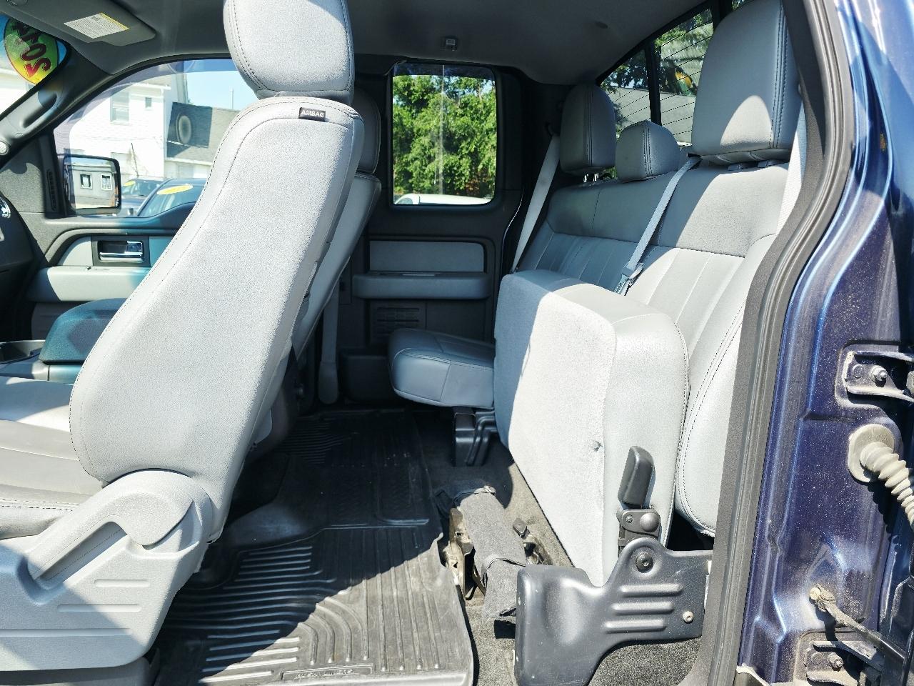 Ford F-150 XL SuperCab 8-ft. Bed 4WD 2014