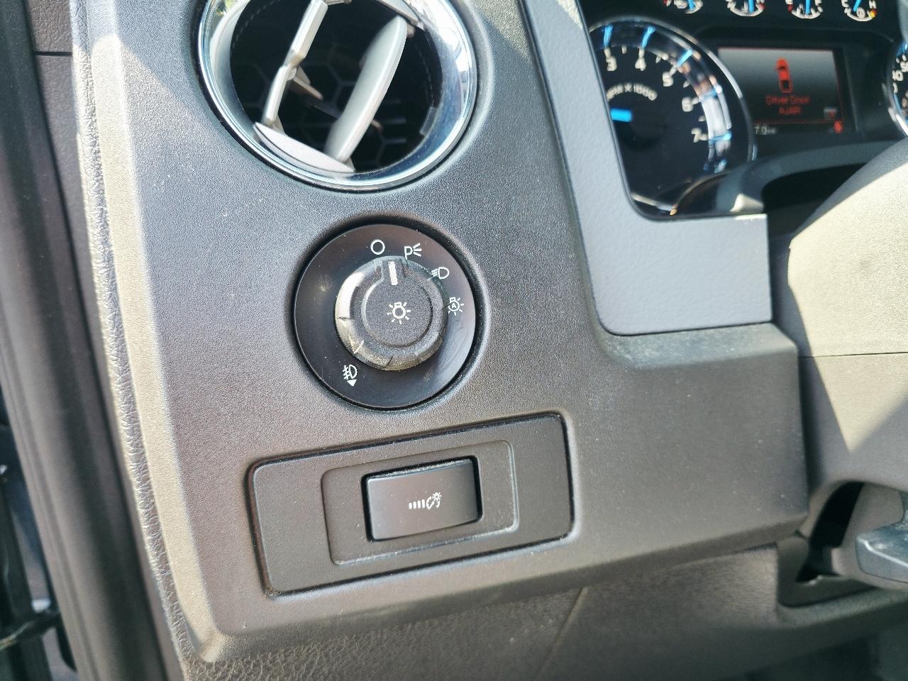 Ford F-150 XL SuperCab 8-ft. Bed 4WD 2014