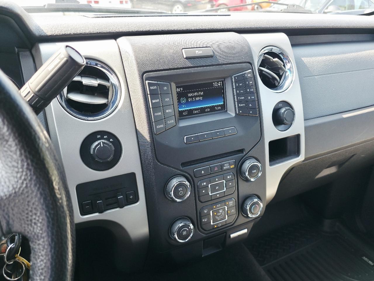 Ford F-150 XL SuperCab 8-ft. Bed 4WD 2014