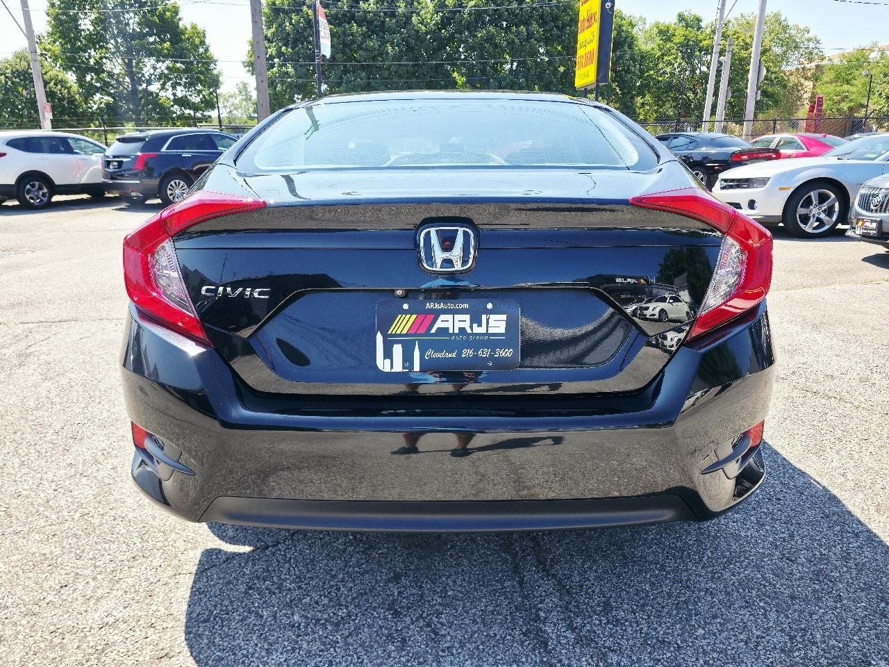 Honda Civic LX Sedan CVT 2017