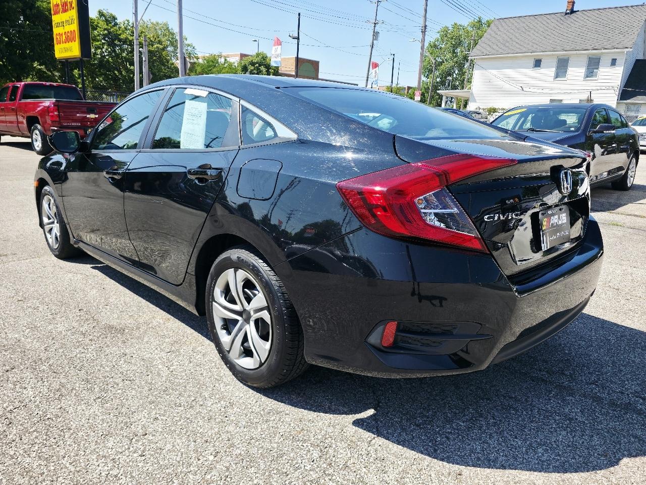Honda Civic LX Sedan CVT 2017