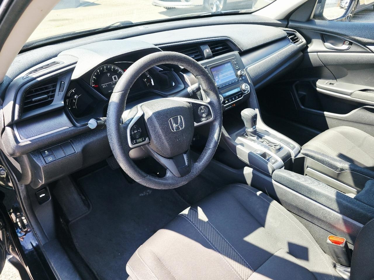 Honda Civic LX Sedan CVT 2017