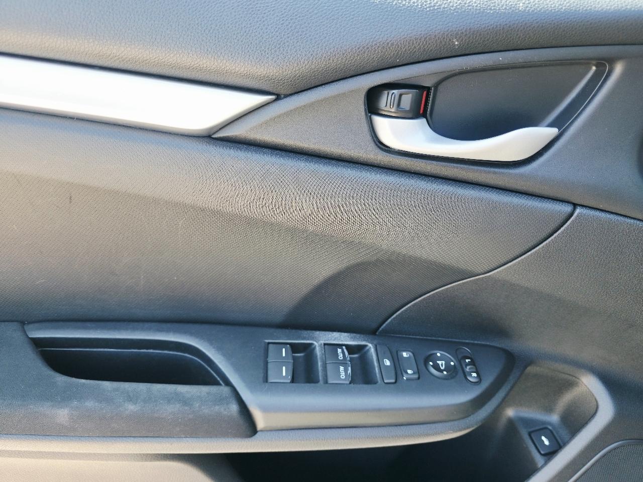 Honda Civic LX Sedan CVT 2017