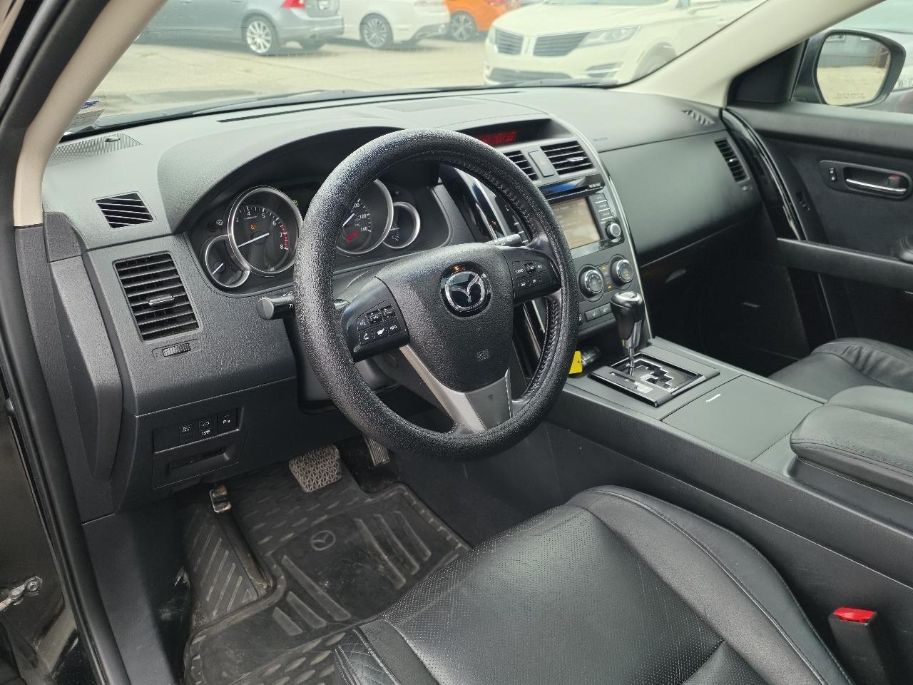 Mazda CX-9 Touring AWD 2013