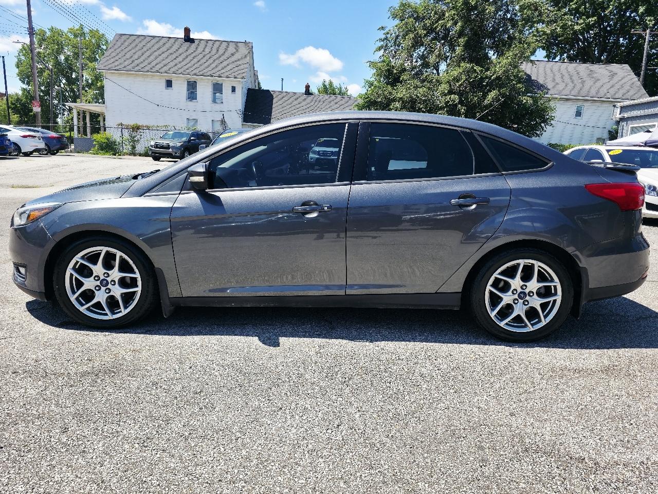Ford Focus SE Sedan 2015