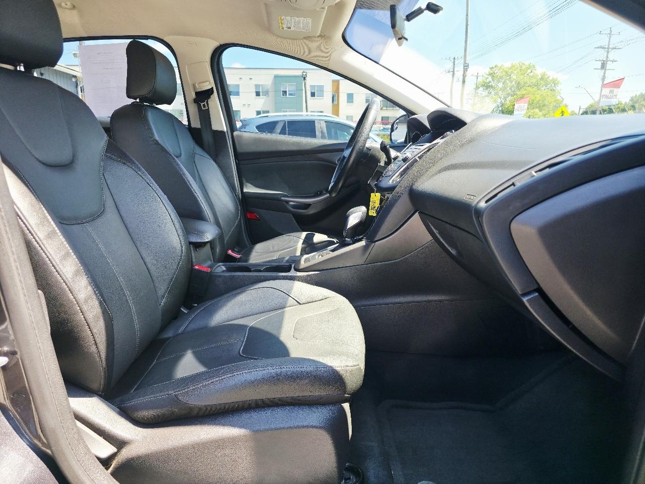 Ford Focus SE Sedan 2015