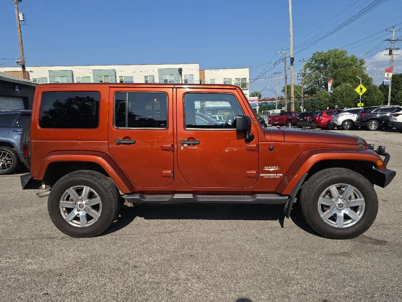 Jeep Wrangler Unlimited Sahara 4WD 2014