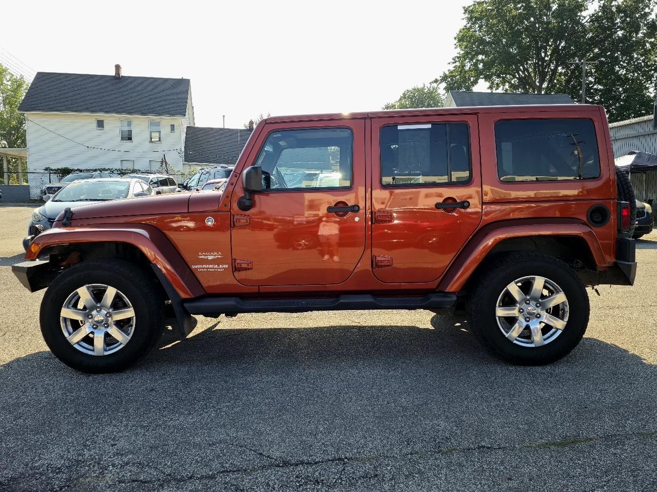 Jeep Wrangler Unlimited Sahara 4WD 2014