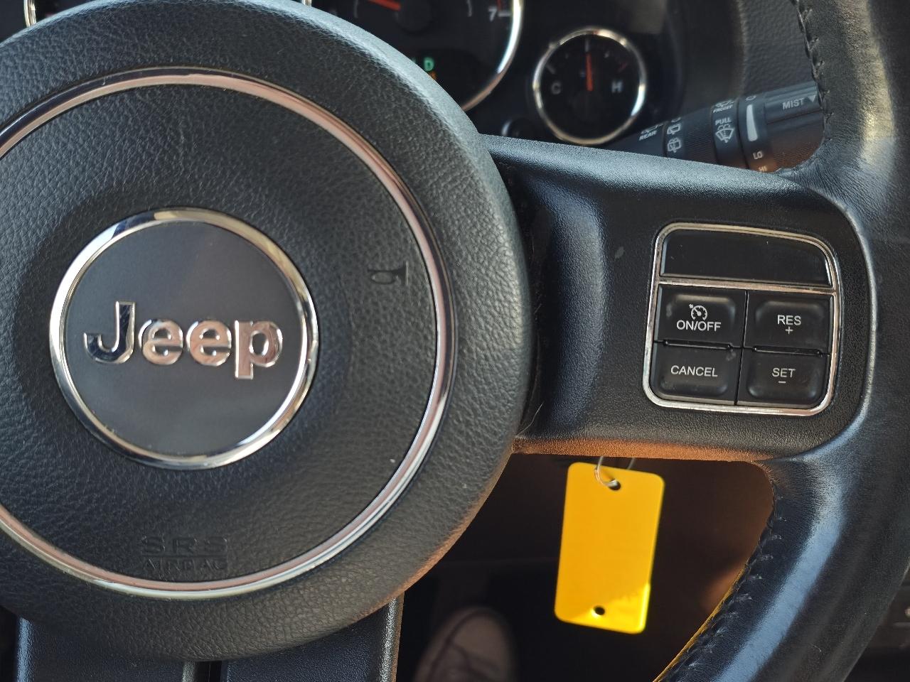 Jeep Wrangler Unlimited Sahara 4WD 2014