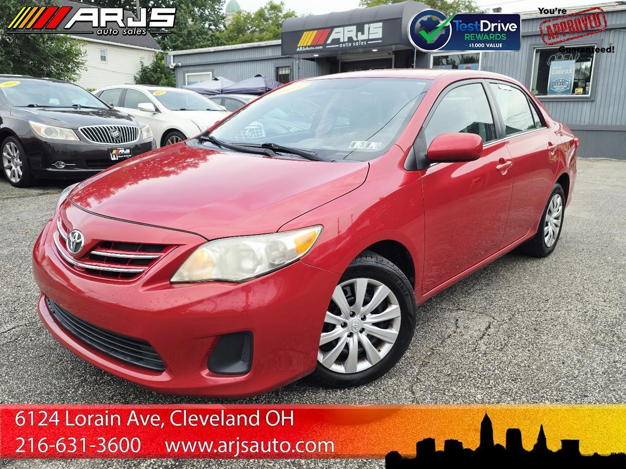 Toyota Corolla S 5-Speed MT 2013
