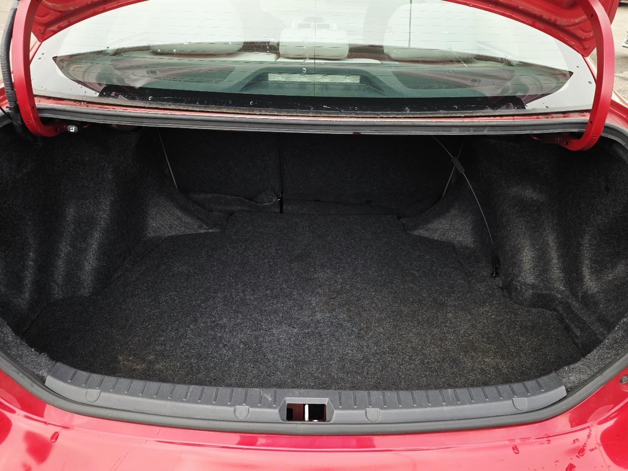 Toyota Corolla S 5-Speed MT 2013