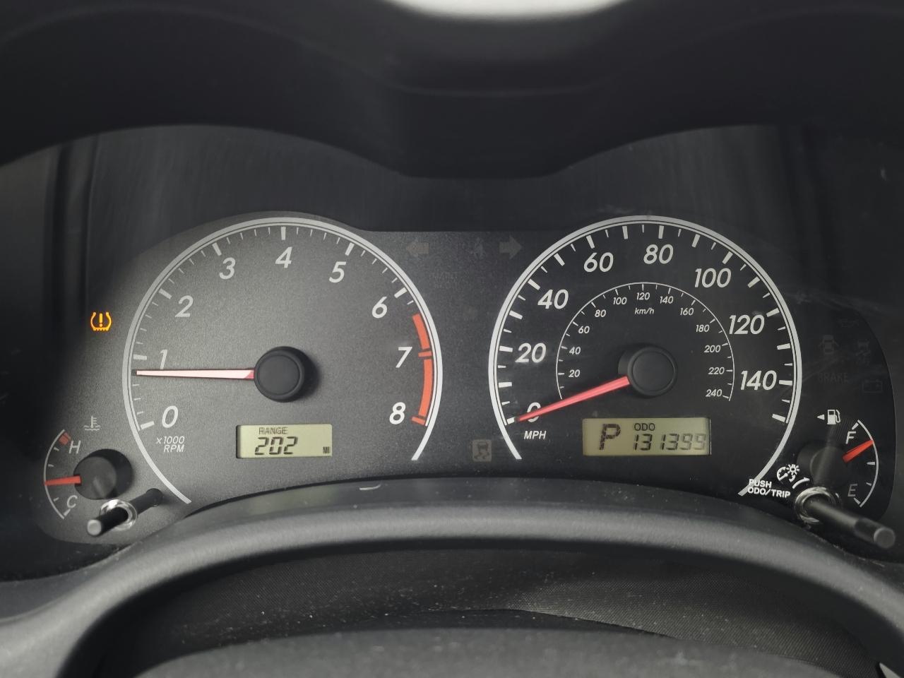 Toyota Corolla S 5-Speed MT 2013