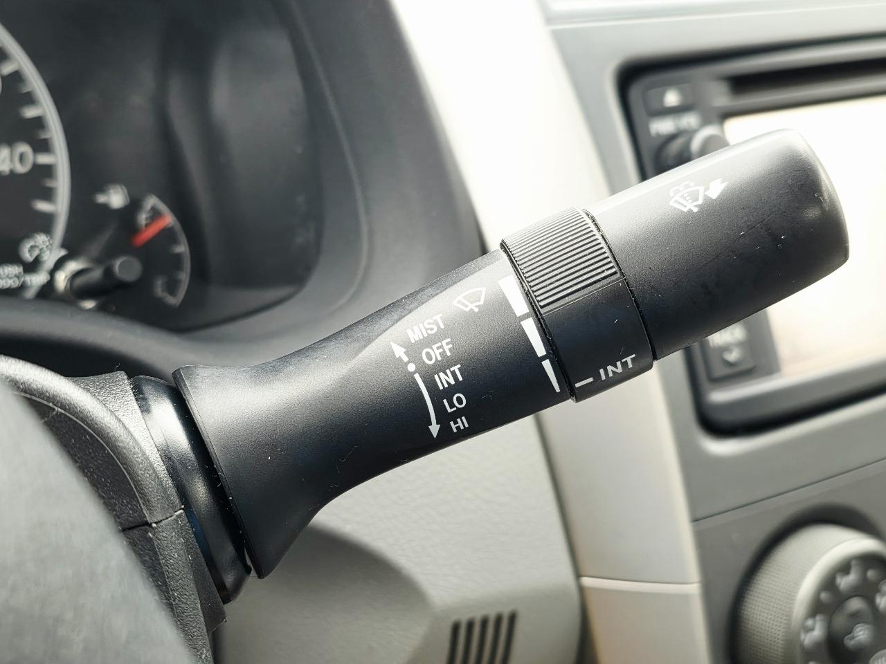 Toyota Corolla S 5-Speed MT 2013