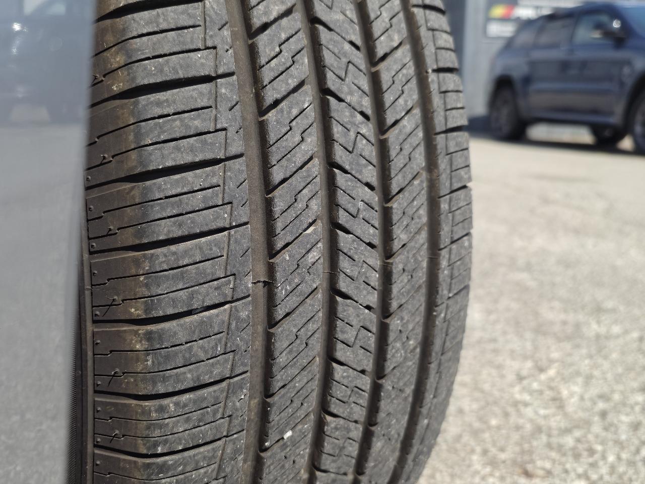 Toyota Sienna XLE FWD 8-Passenger V6 2015