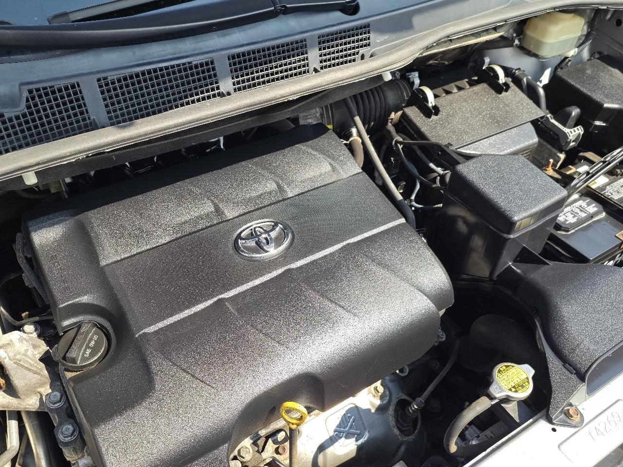 Toyota Sienna XLE FWD 8-Passenger V6 2015