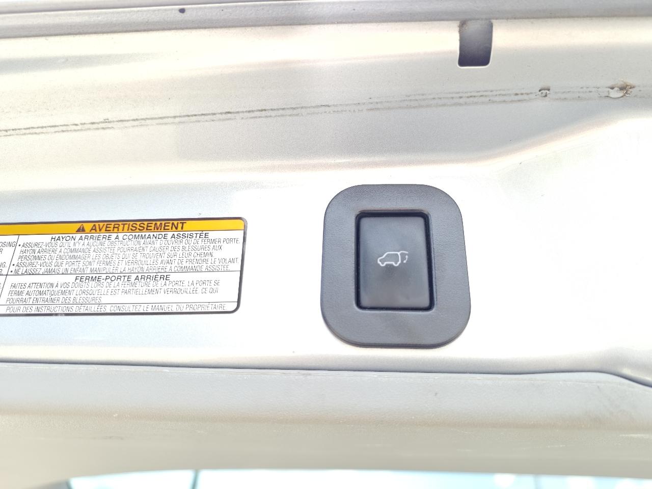 Toyota Sienna XLE FWD 8-Passenger V6 2015