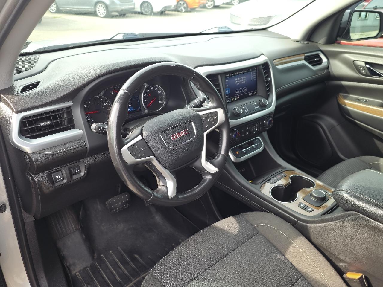 GMC Acadia SLE AWD 2020