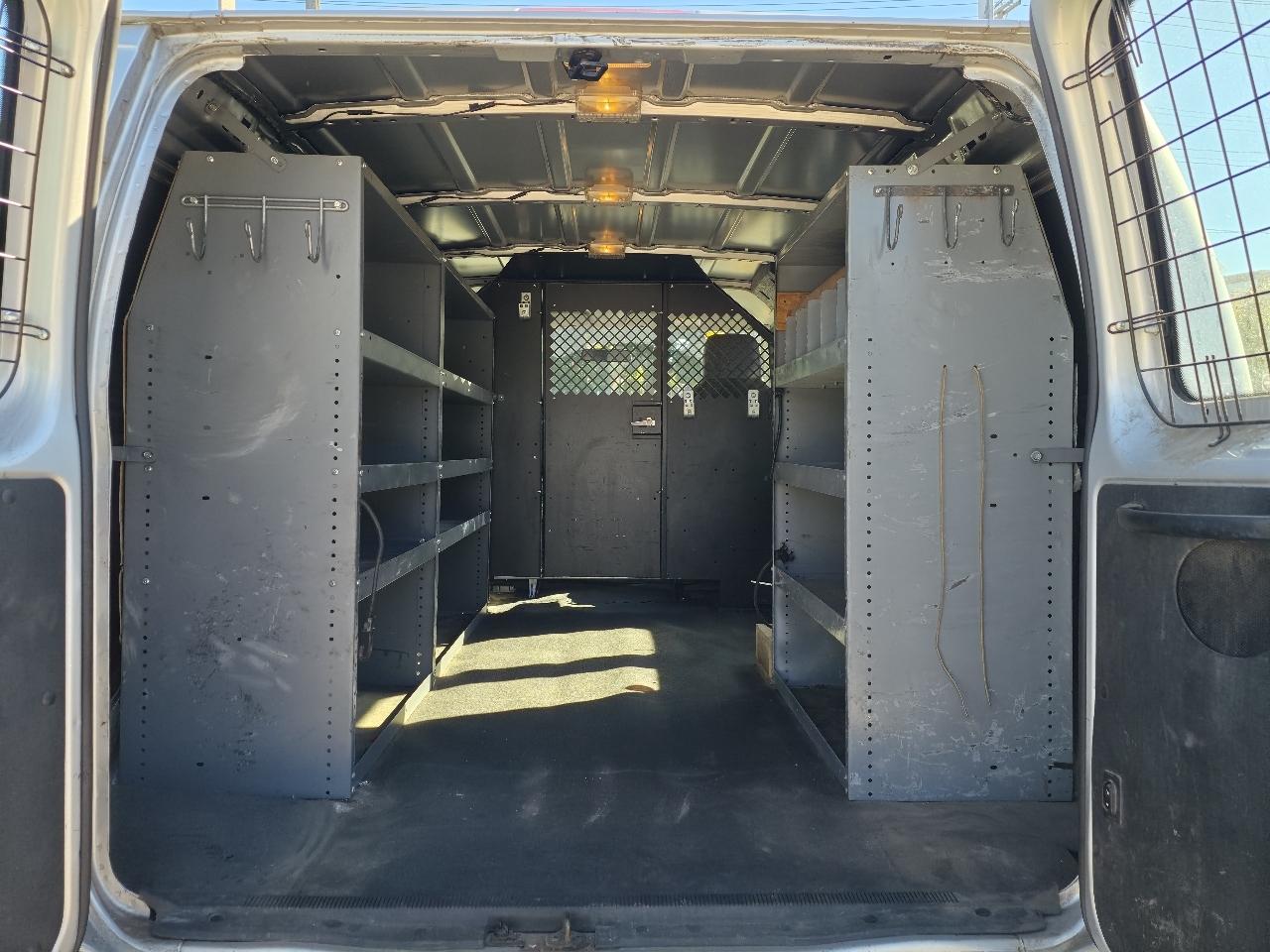 Ford Econoline E-250 2012