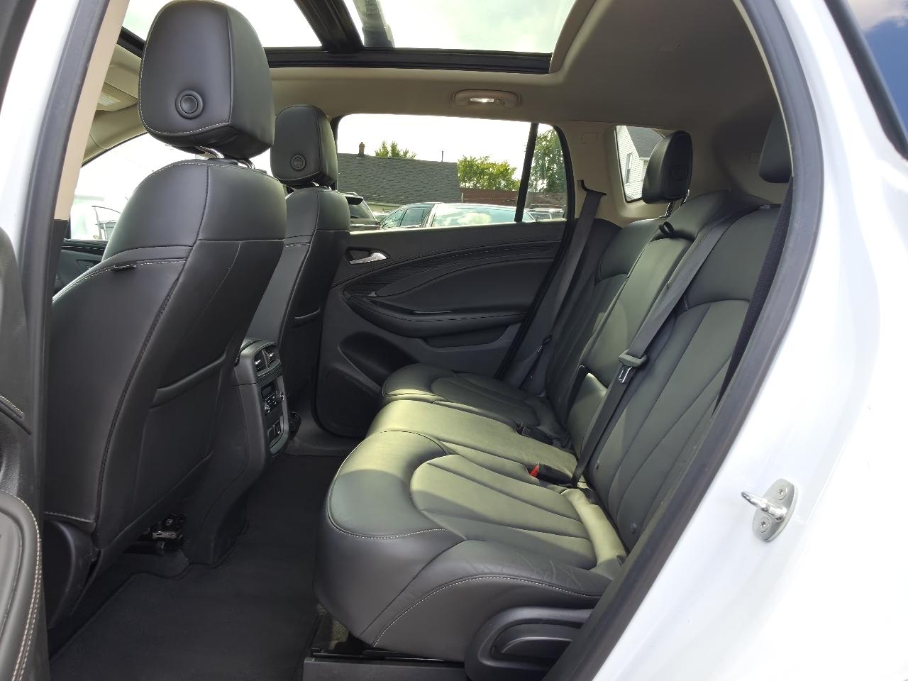 Buick Envision Essense 2017