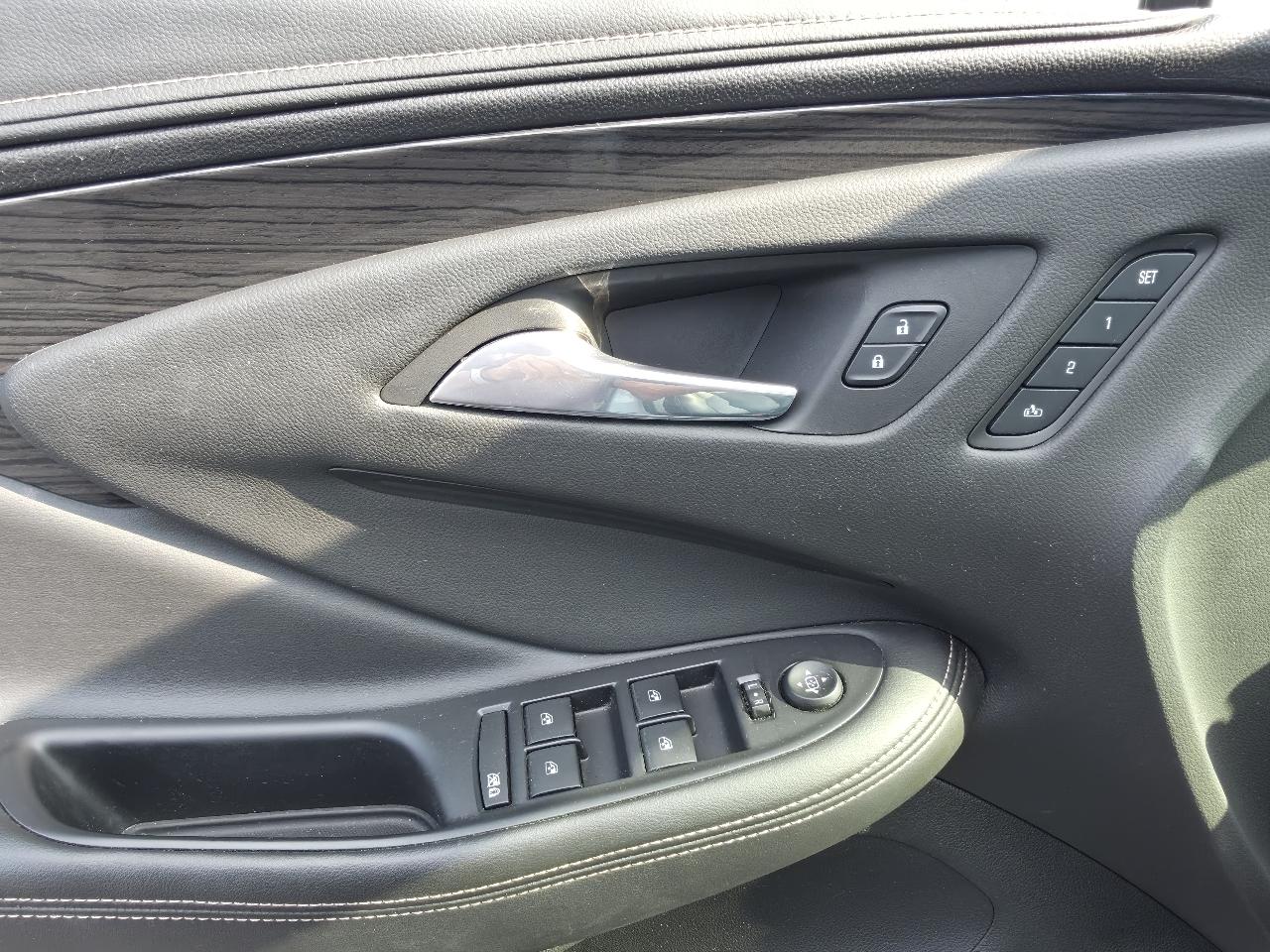 Buick Envision Essense 2017