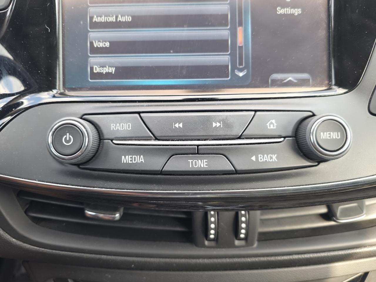 Buick Envision Essense 2017