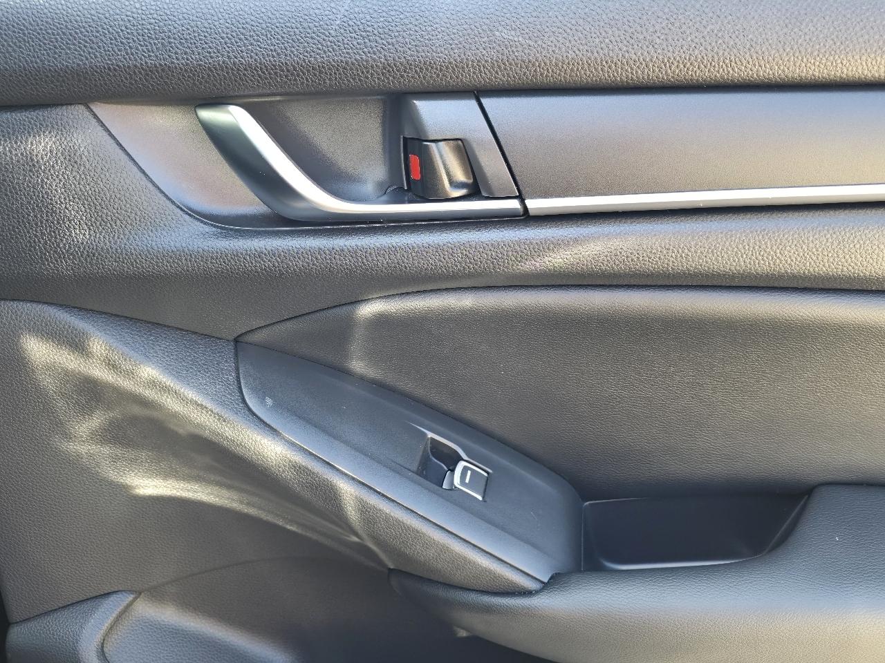 Honda Accord LX CVT 2018