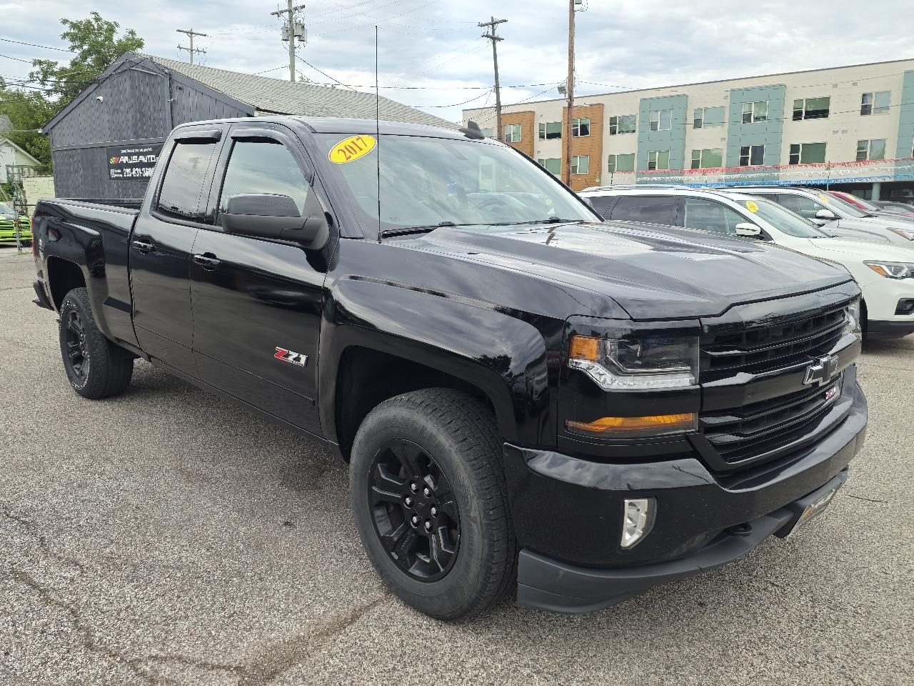 Chevrolet Silverado 1500 LT Double Cab 4WD 2017