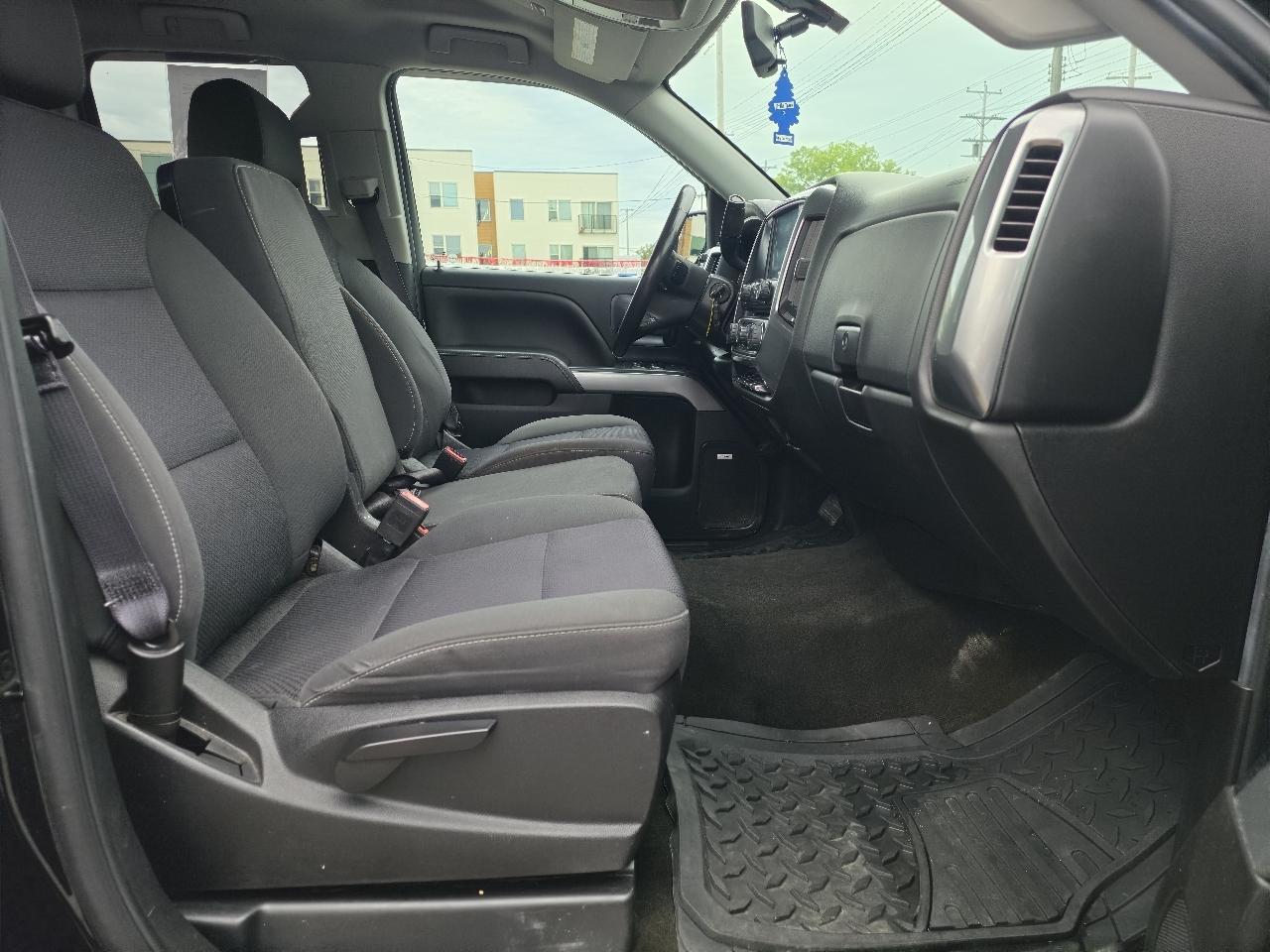 Chevrolet Silverado 1500 LT Double Cab 4WD 2017