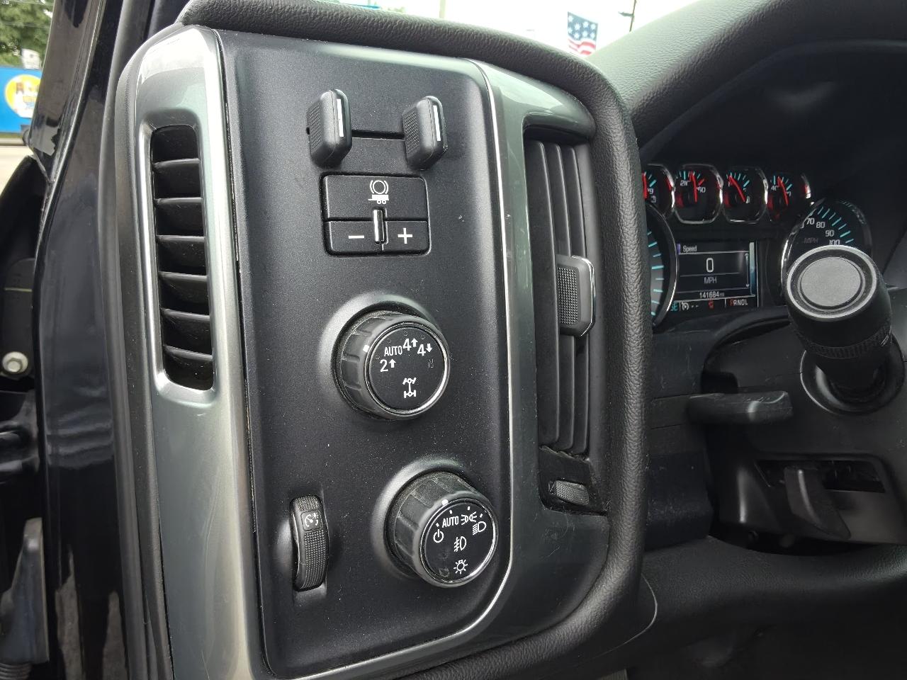 Chevrolet Silverado 1500 LT Double Cab 4WD 2017