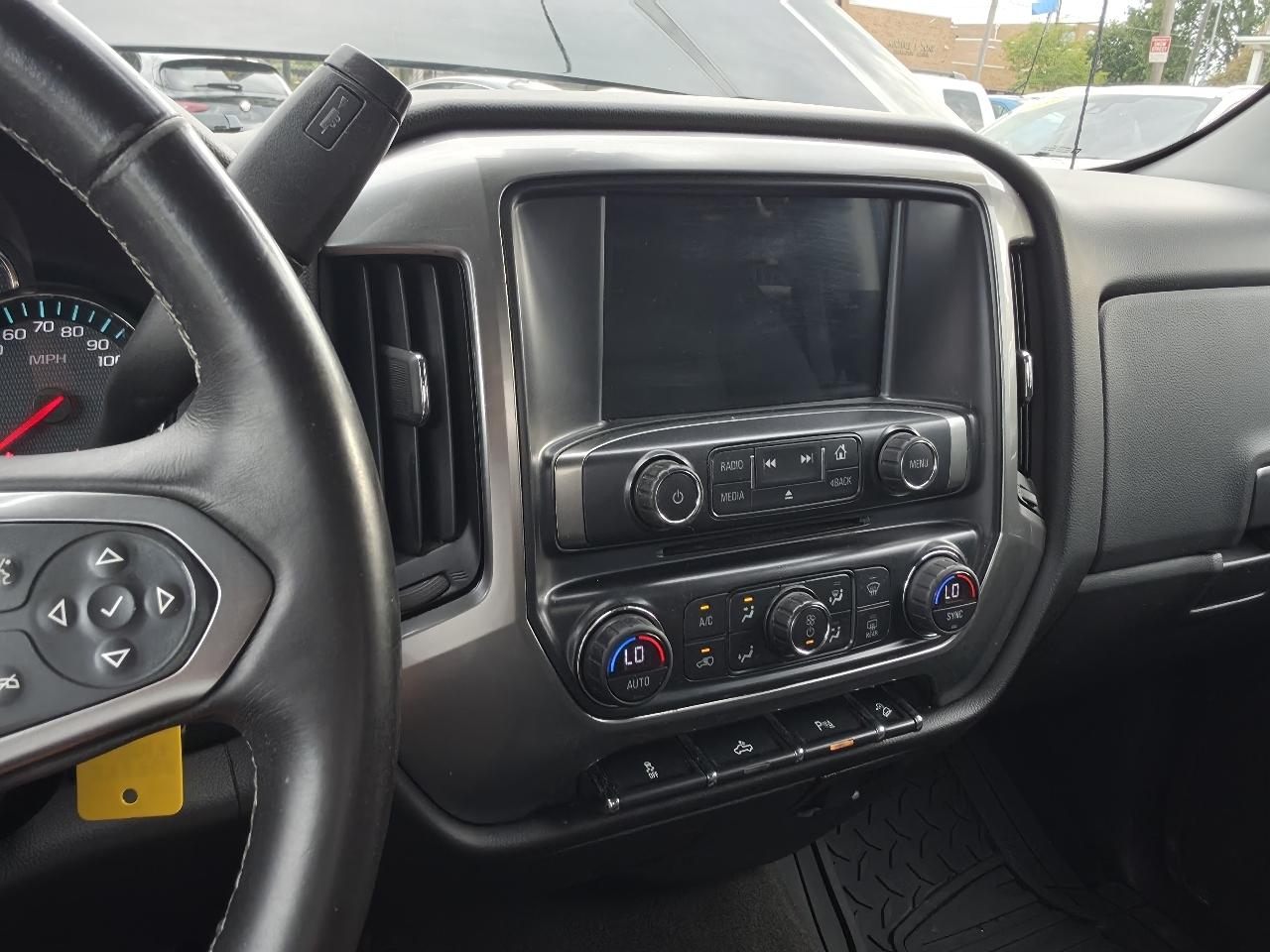 Chevrolet Silverado 1500 LT Double Cab 4WD 2017