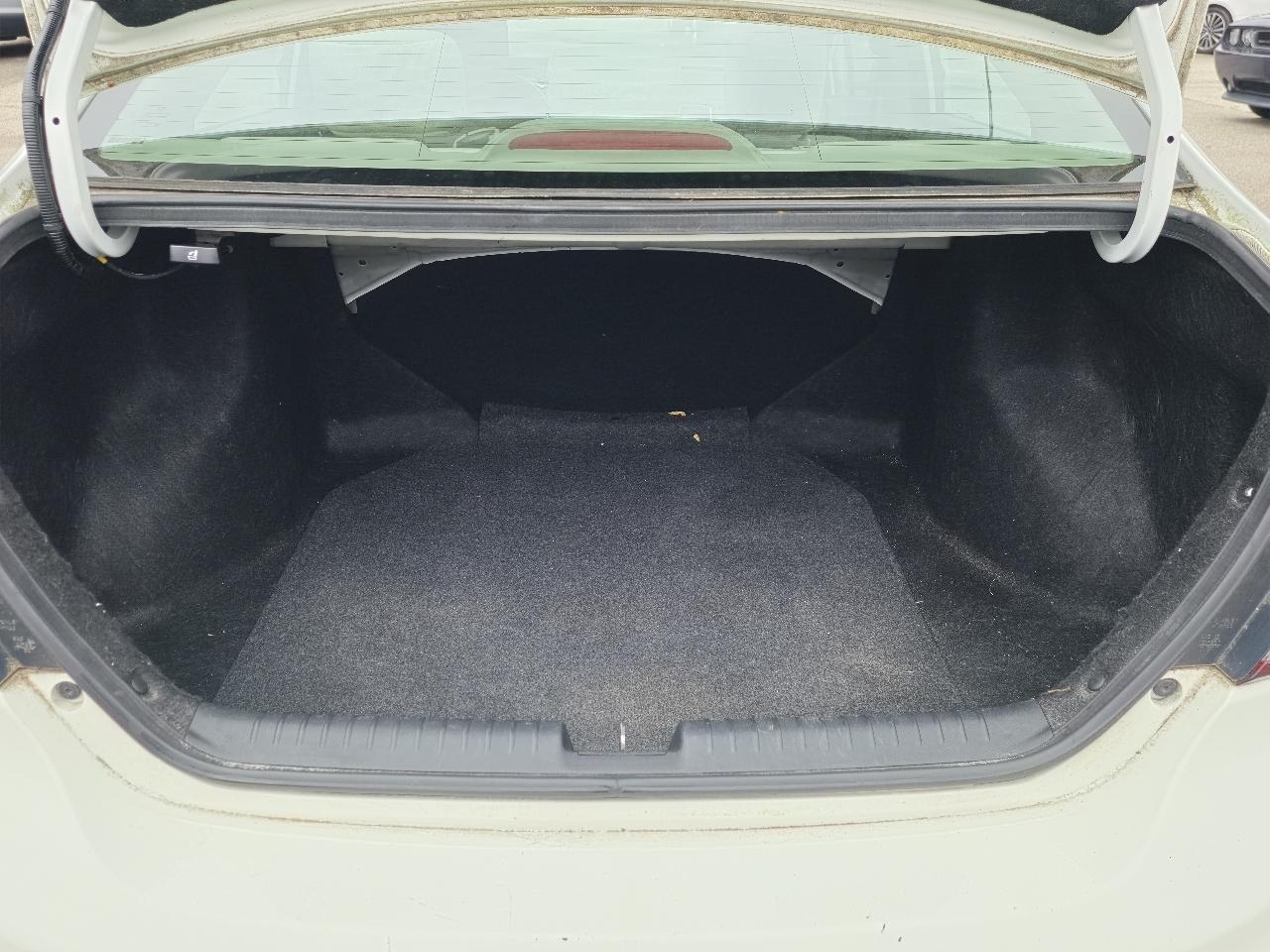 Honda Civic LX Sedan CVT 2014