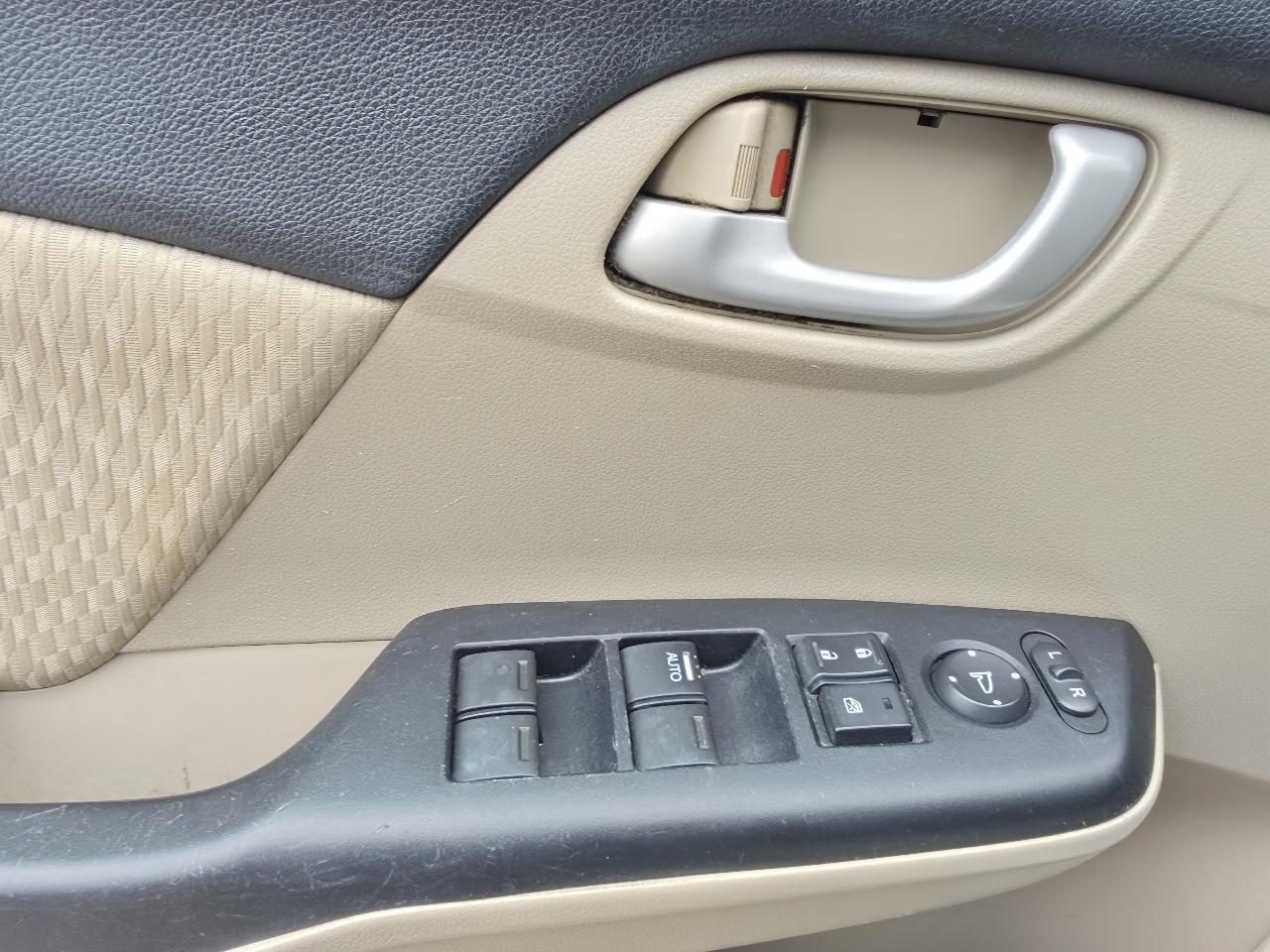 Honda Civic LX Sedan CVT 2014