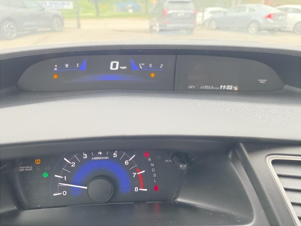 Honda Civic LX Sedan CVT 2014