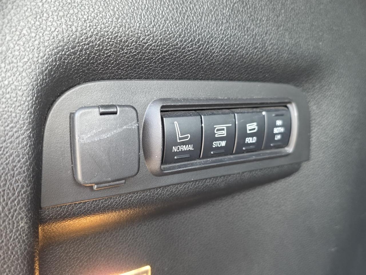 Ford Explorer Limited 4WD 2017