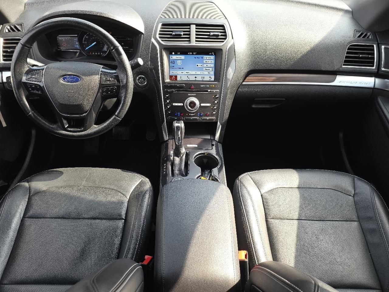 Ford Explorer Limited 4WD 2017