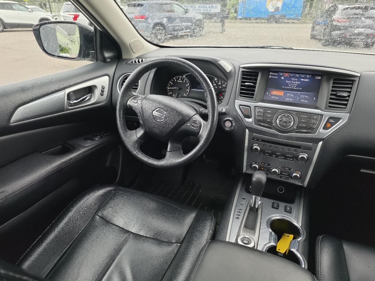 Nissan Pathfinder S 4WD 2017