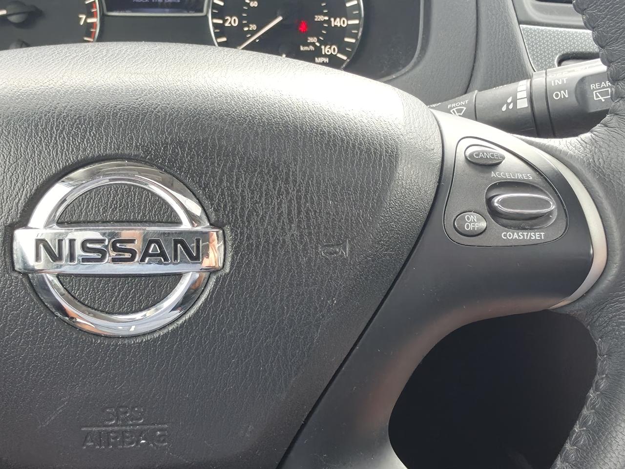 Nissan Pathfinder S 4WD 2017