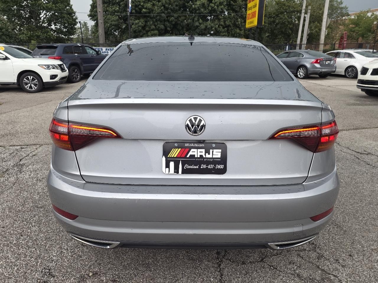 Volkswagen Jetta 1.4T S 8A 2019