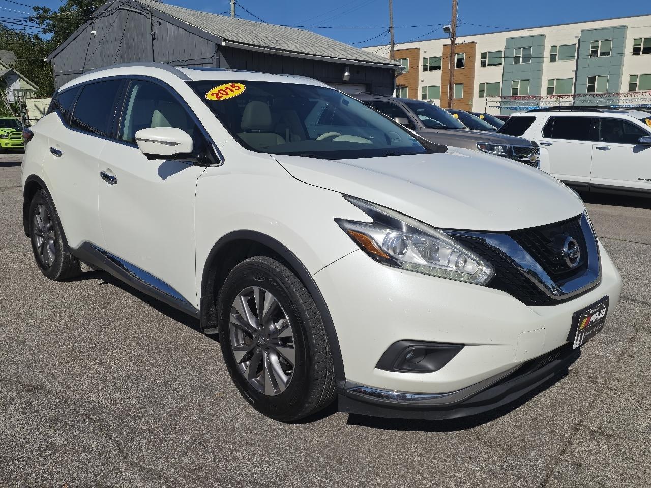 Nissan Murano S AWD 2015