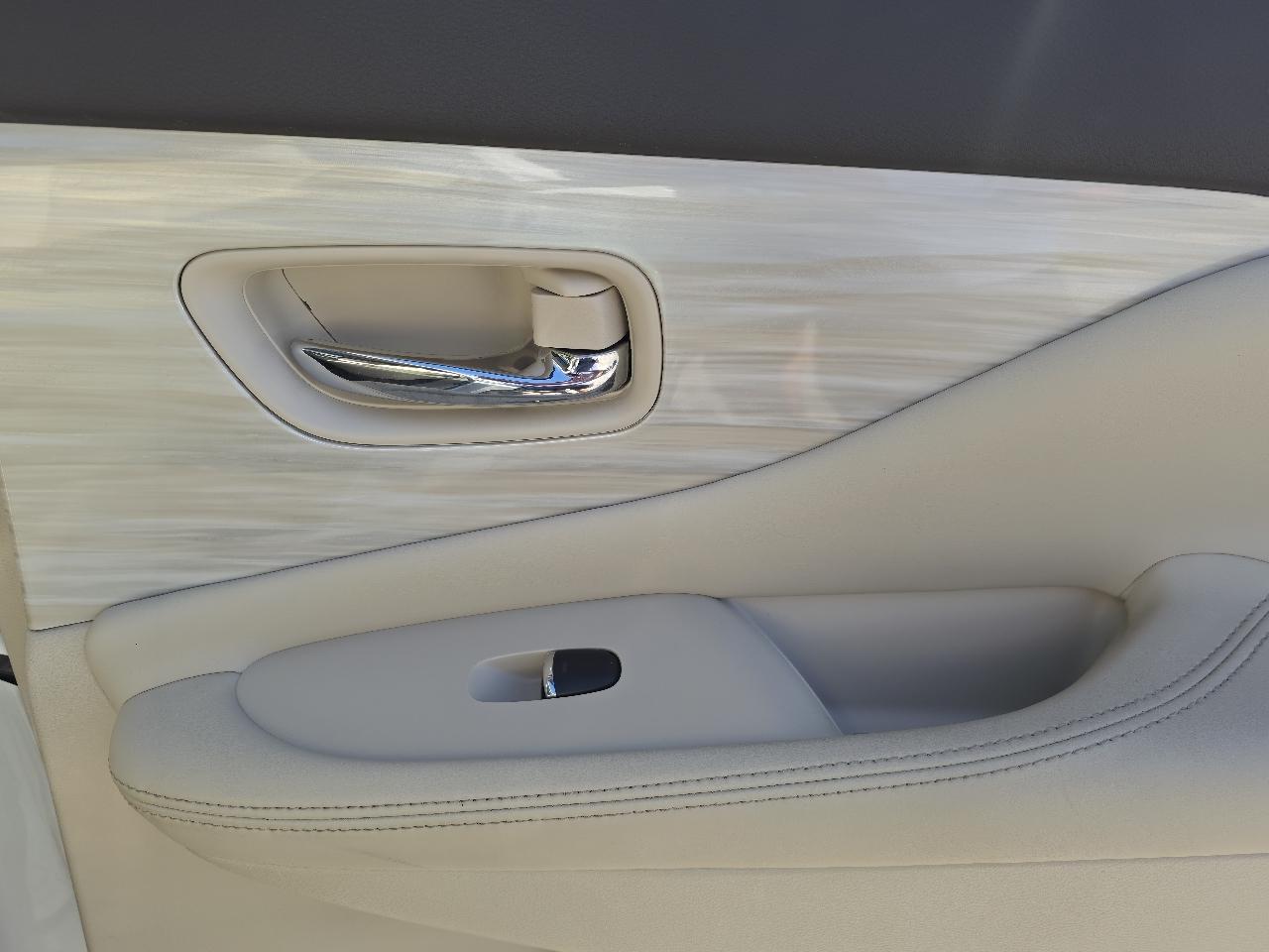 Nissan Murano S AWD 2015