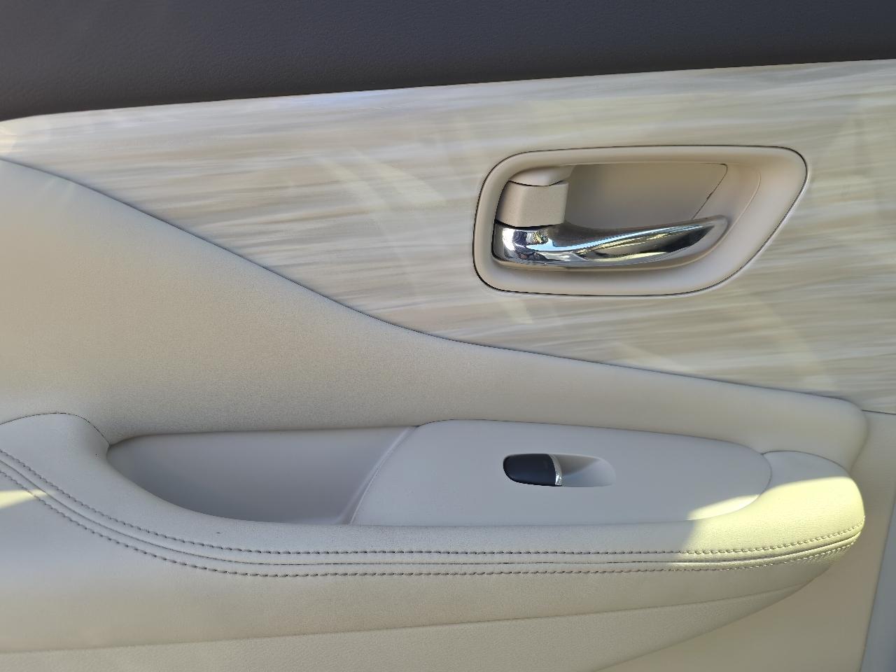 Nissan Murano S AWD 2015