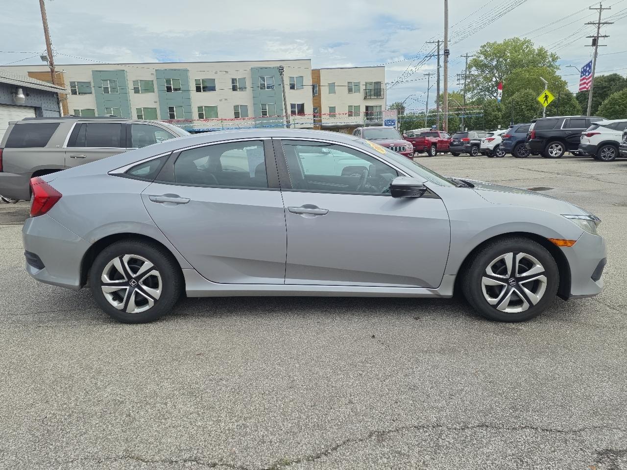 Honda Civic LX Sedan CVT 2016